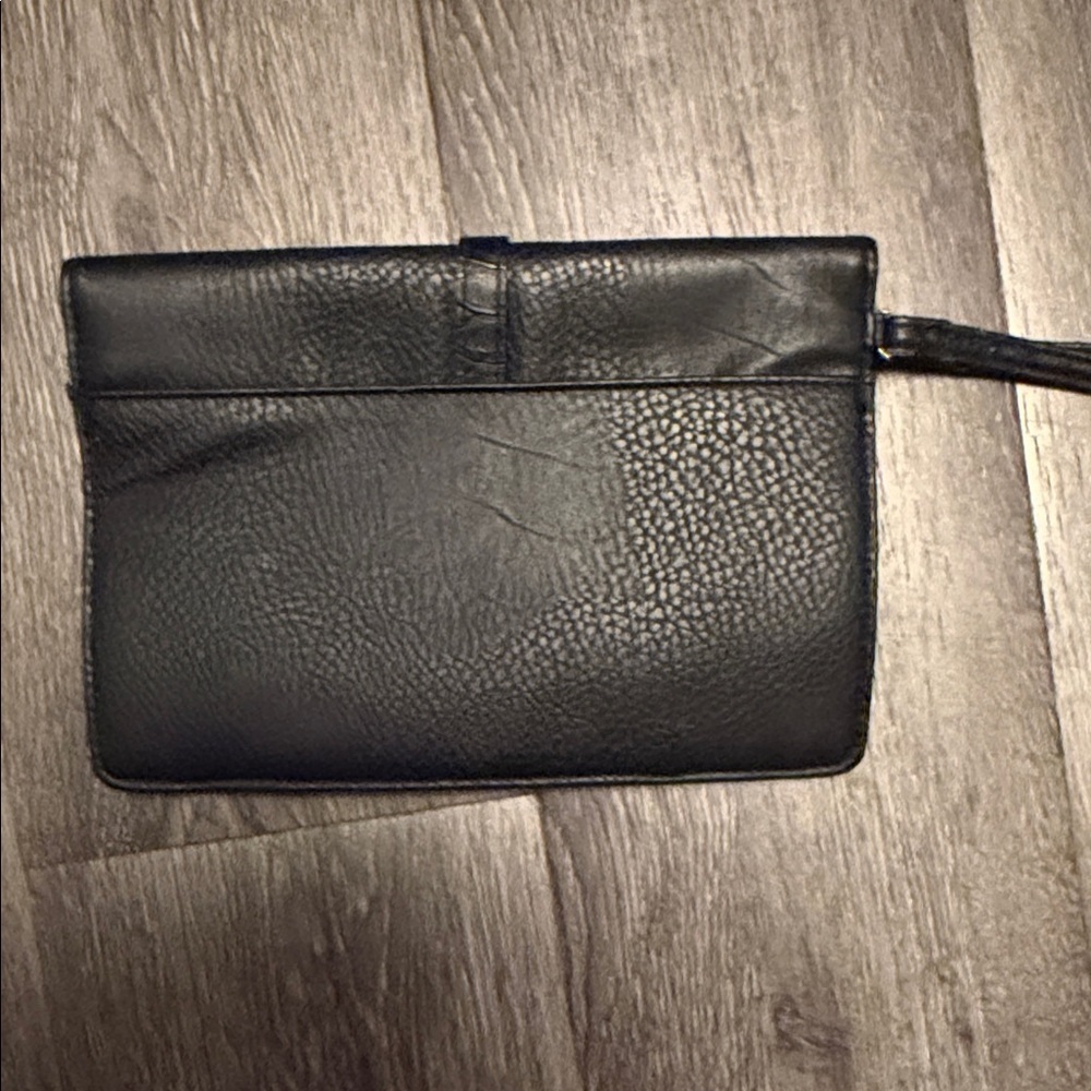 Elegant Black Leather Clutch - Picture 5 of 5